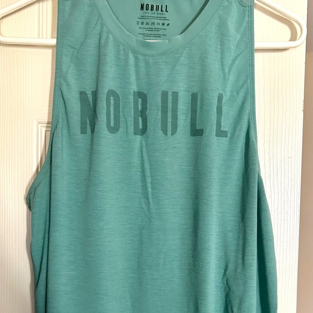 WOMEN'S HIGH-NECK NOBULL TANK - SIZE L